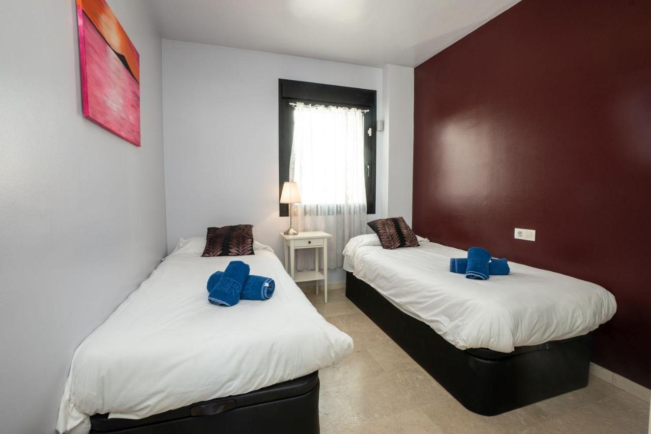 Playa Del Salon 2C Menyber Apartment เนร์คา ภายนอก รูปภาพ