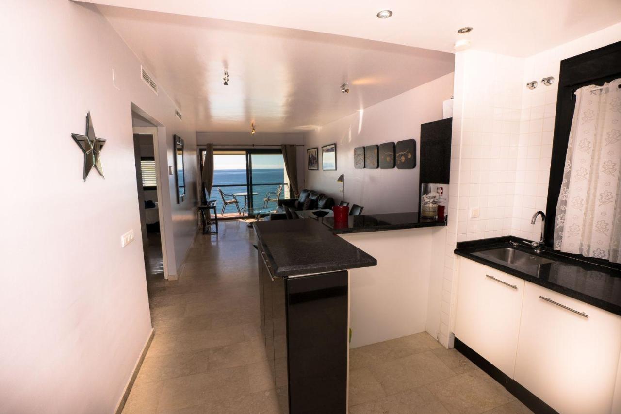 Playa Del Salon 2C Menyber Apartment เนร์คา ภายนอก รูปภาพ