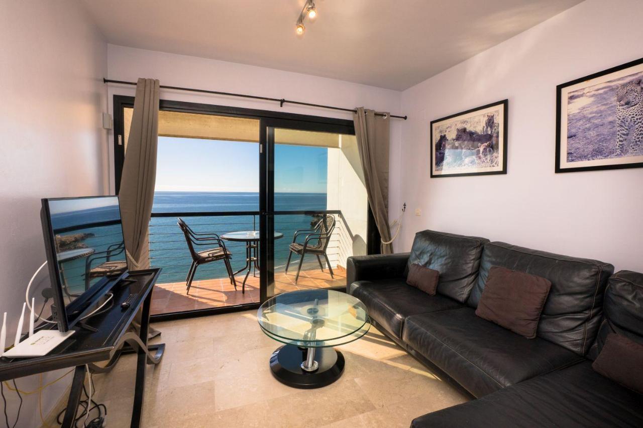 Playa Del Salon 2C Menyber Apartment เนร์คา ภายนอก รูปภาพ