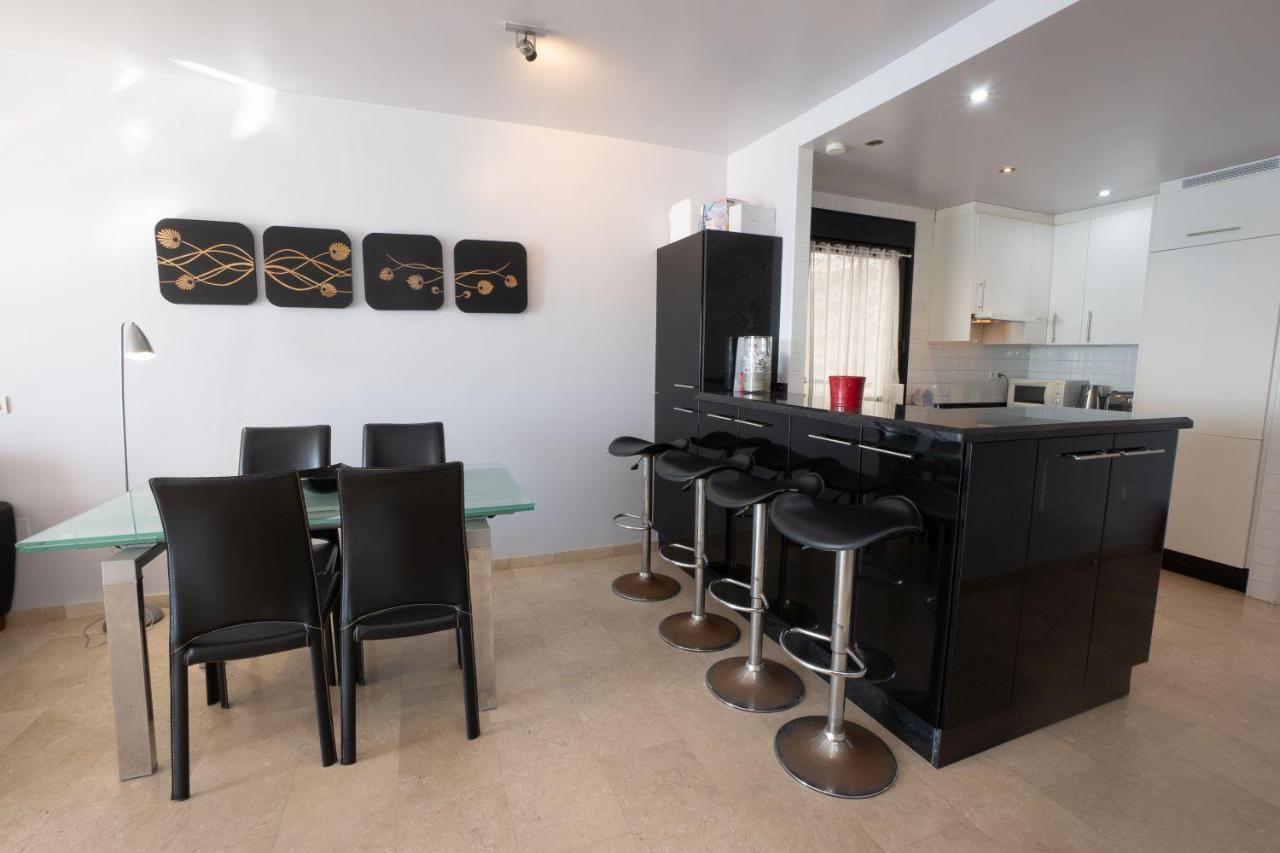 Playa Del Salon 2C Menyber Apartment เนร์คา ภายนอก รูปภาพ